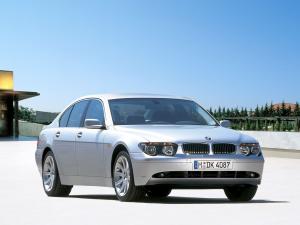 2003 BMW 730i